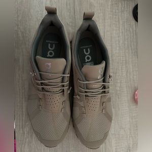 Women’s On Cloud Tan Shoes